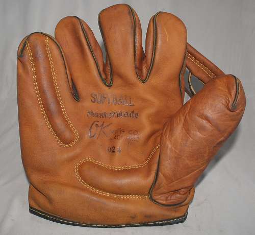 OK 024 Softball Glove Front